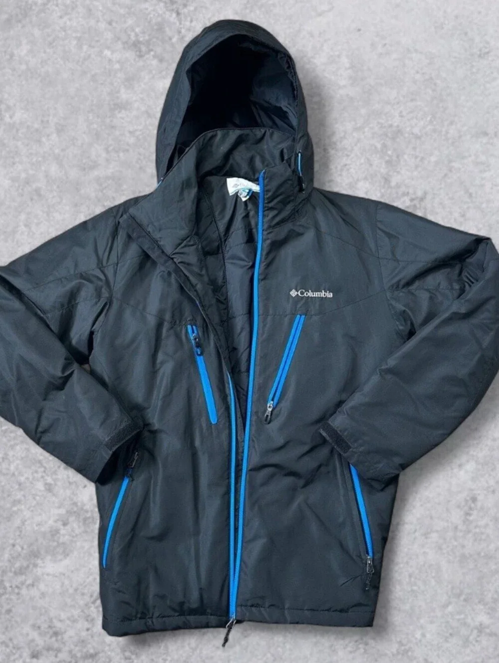 Columbia Men’s M Black Omni-Tech Insulated Winter Coat Detachable Hood Skiing